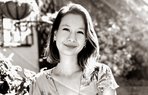 Victoria_Poon_headshot-2